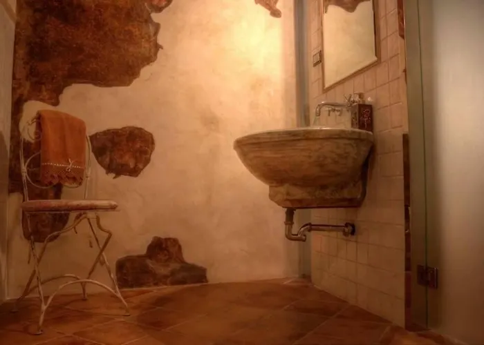 Santa Maria Ad Valetudinarium *